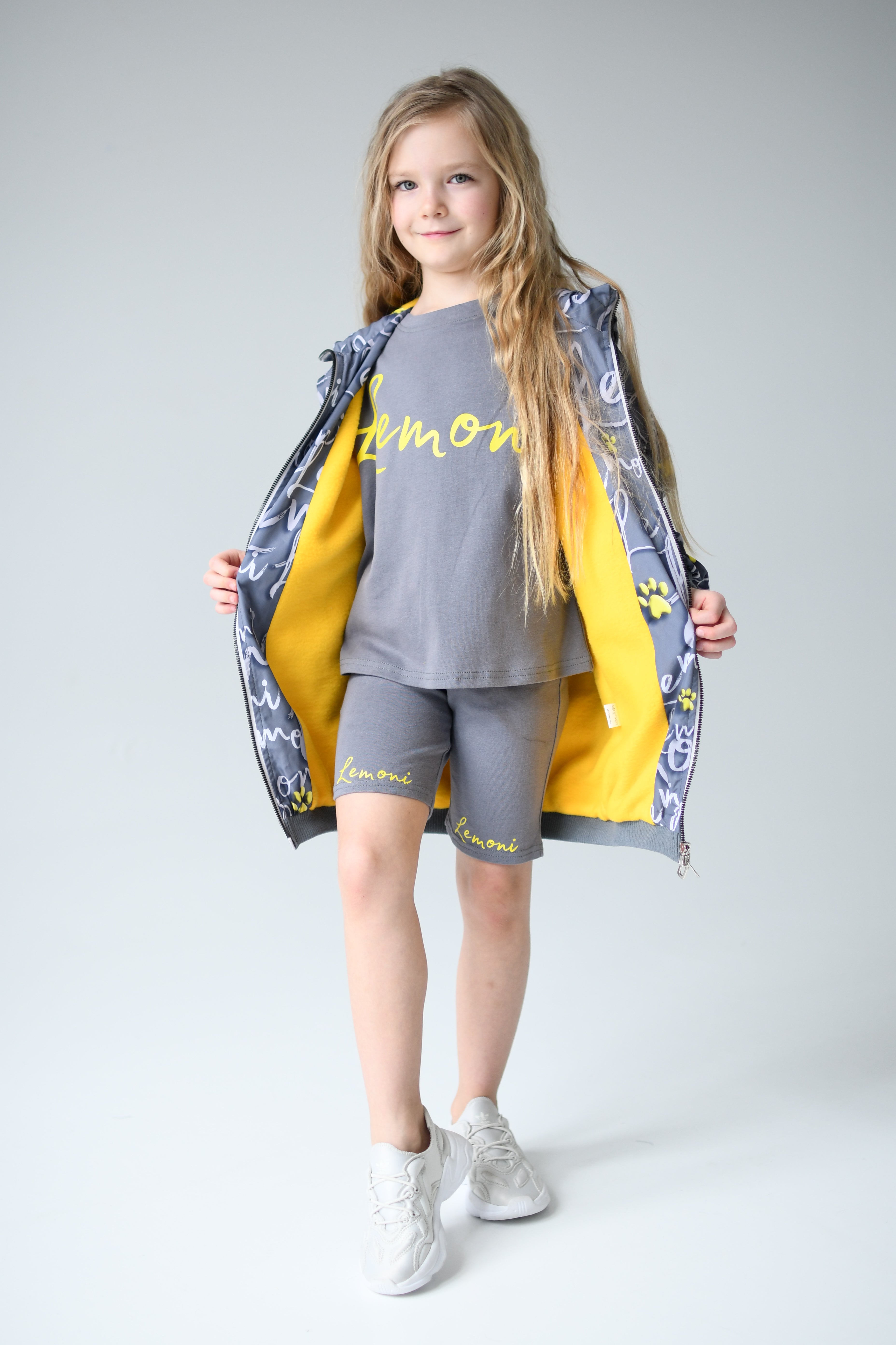 Gray Windbreaker with fleece underlay by Lemoni for boys and girls