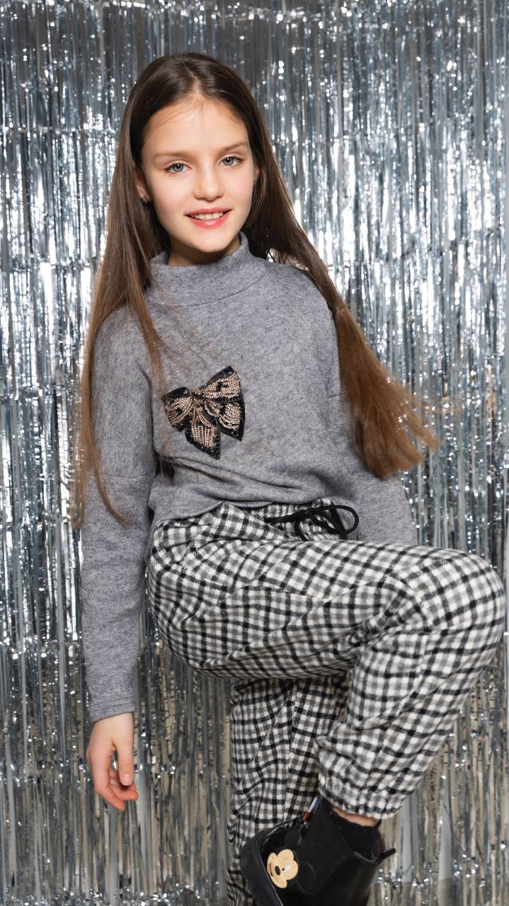 Girls' Gray Sweater with Low Stand-Up Collar - Lemoni Boutique