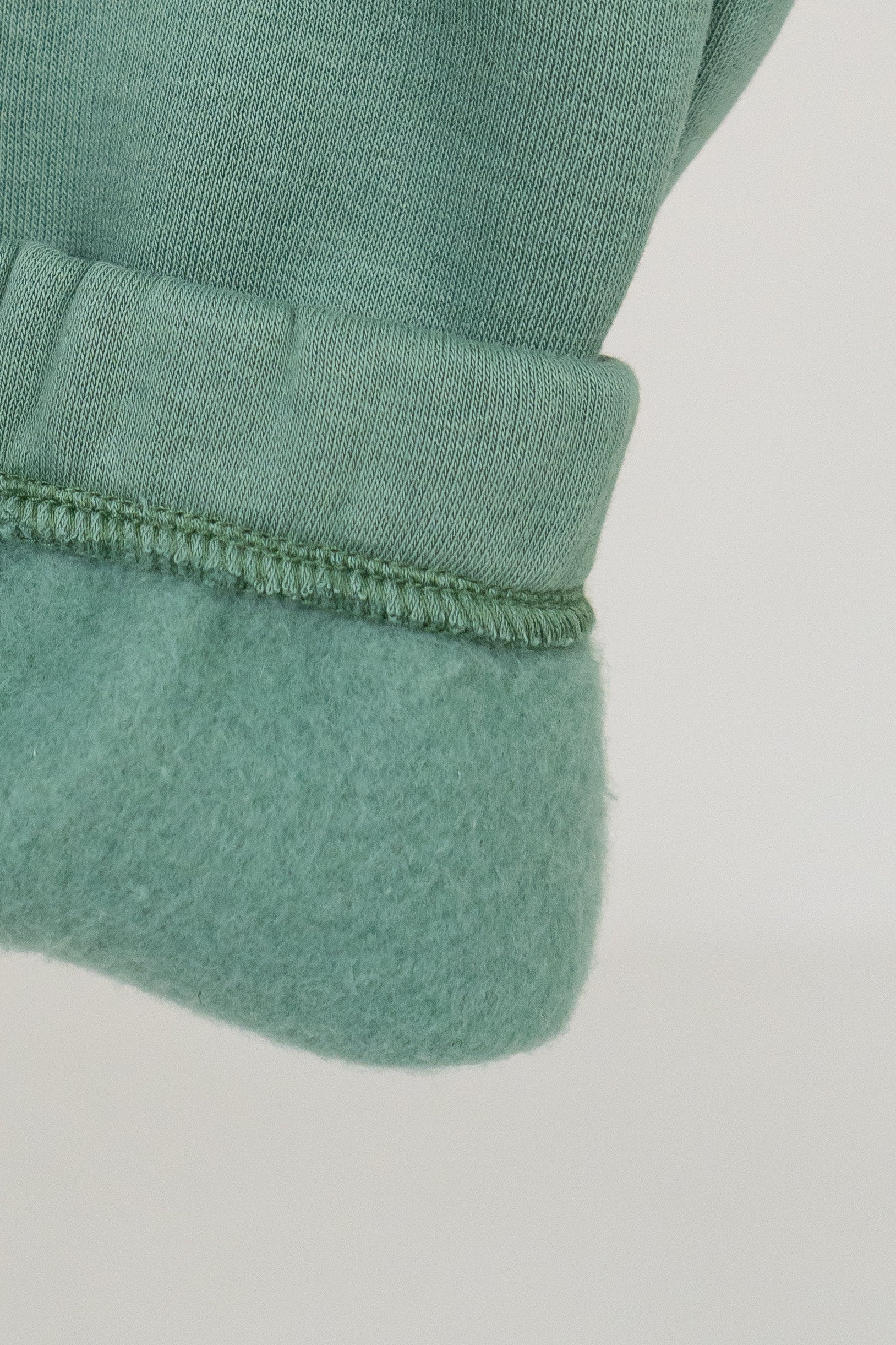 Warm Fleece unisex Joggers – Comfort and Style for Cold Days- olive green